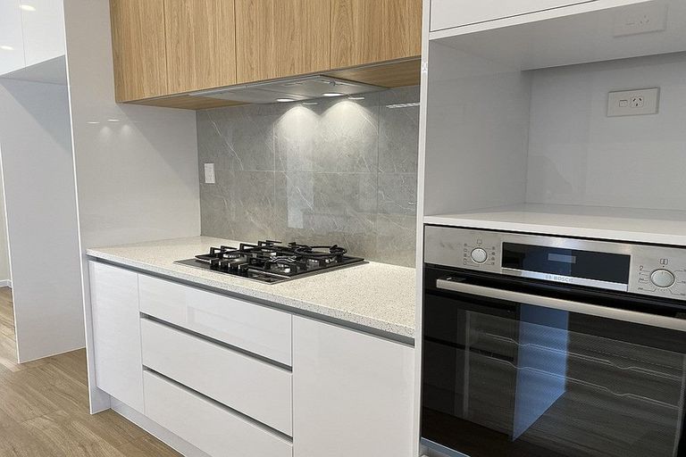 Photo of property in 3 Waihou Crescent, Albany Heights, Auckland, 0632