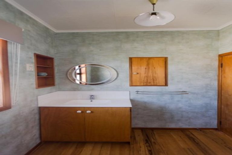 Photo of property in 22 Richmond Avenue, Richmond Heights, Taupo, 3330