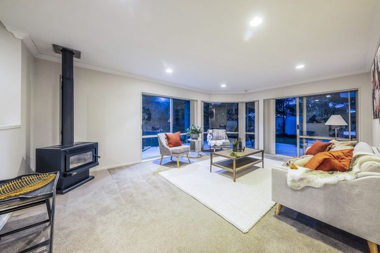 Photo of property in 6 Kilimanjaro Drive, Northpark, Auckland, 2013