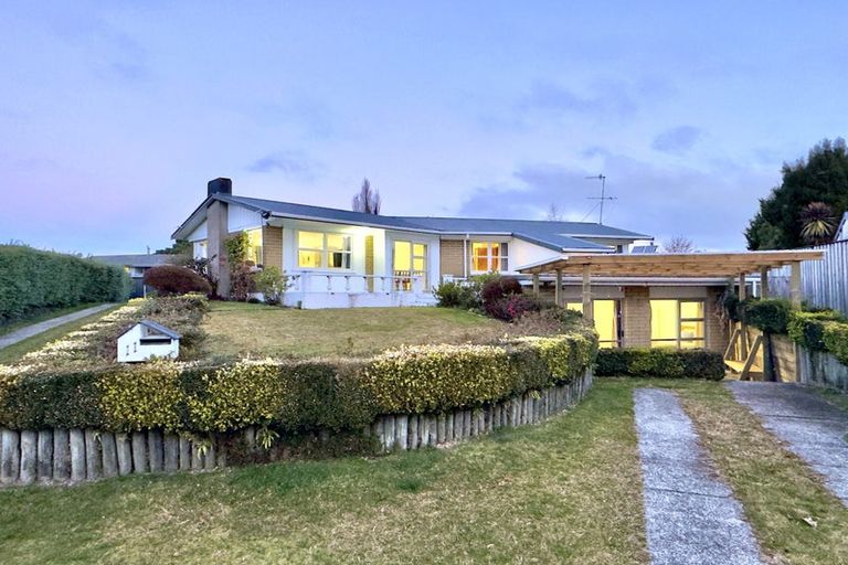 Photo of property in 11 Pegasus Drive, Sunnybrook, Rotorua, 3015