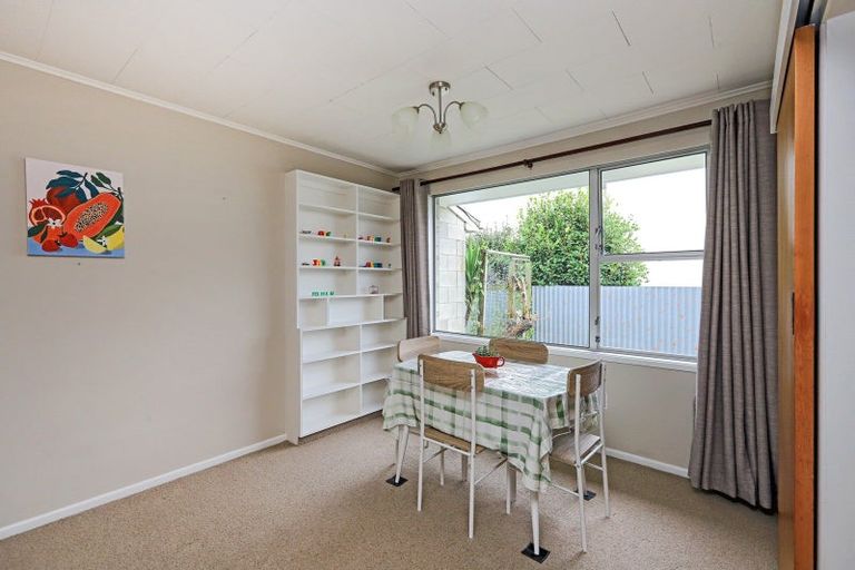 Photo of property in 2/308 Market Street South, Hastings, 4122