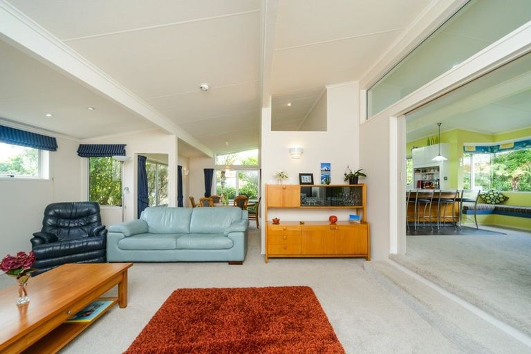 Photo of property in 6 Dunk Place, Milson, Palmerston North, 4414