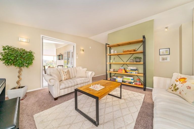 Photo of property in 39 Mangaroa Valley Road, Mangaroa, Upper Hutt, 5371