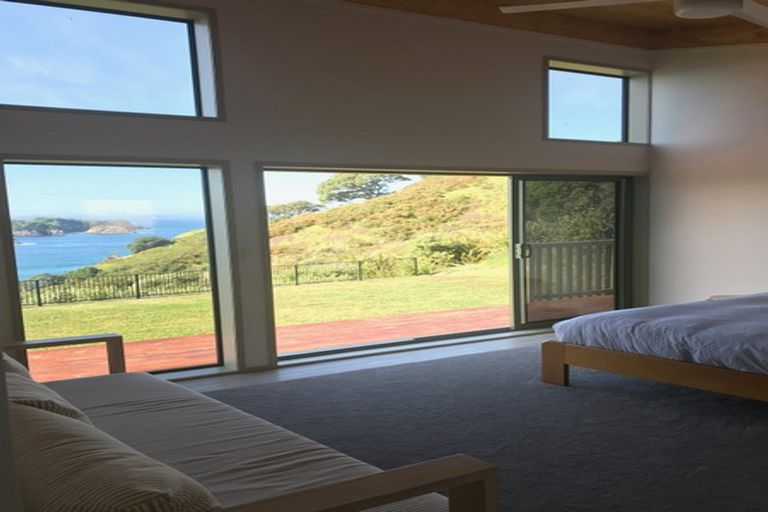 Photo of property in 116 Pa Road, Hahei, Whitianga, 3591