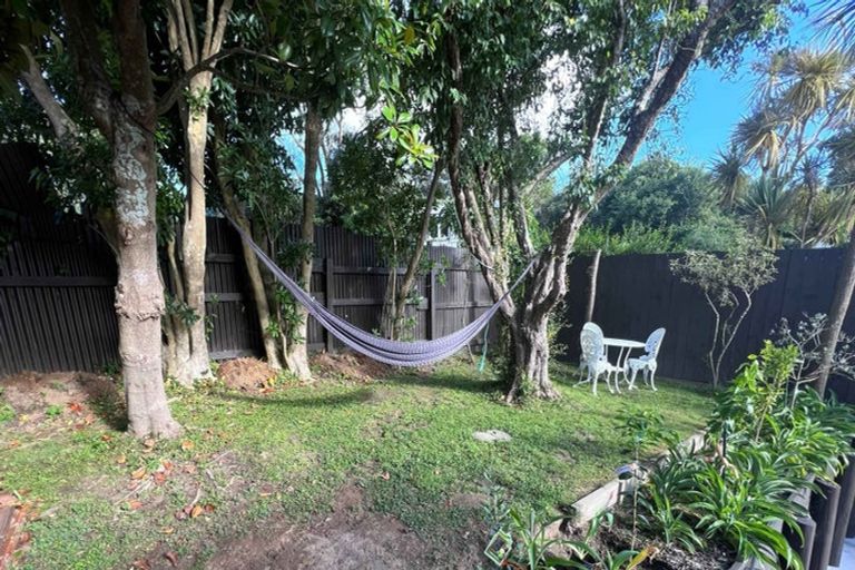 Photo of property in 8 Pukerua Beach Road, Pukerua Bay, 5026