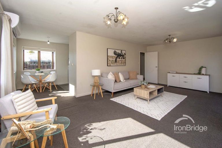 Photo of property in 21 Angela Street, Upper Riccarton, Christchurch, 8041