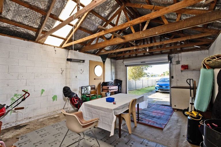 Photo of property in 220 Dome Street, Newfield, Invercargill, 9812