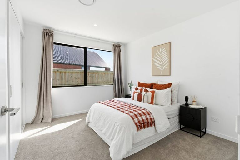 Photo of property in 15 Frank Ernest Crescent, Prebbleton, 7604