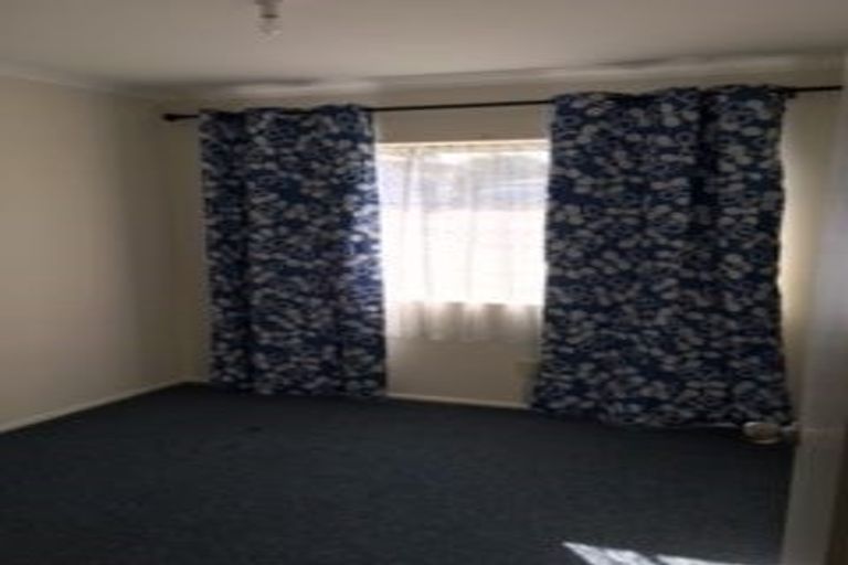 Photo of property in 1/13 Solveig Place, Randwick Park, Auckland, 2105
