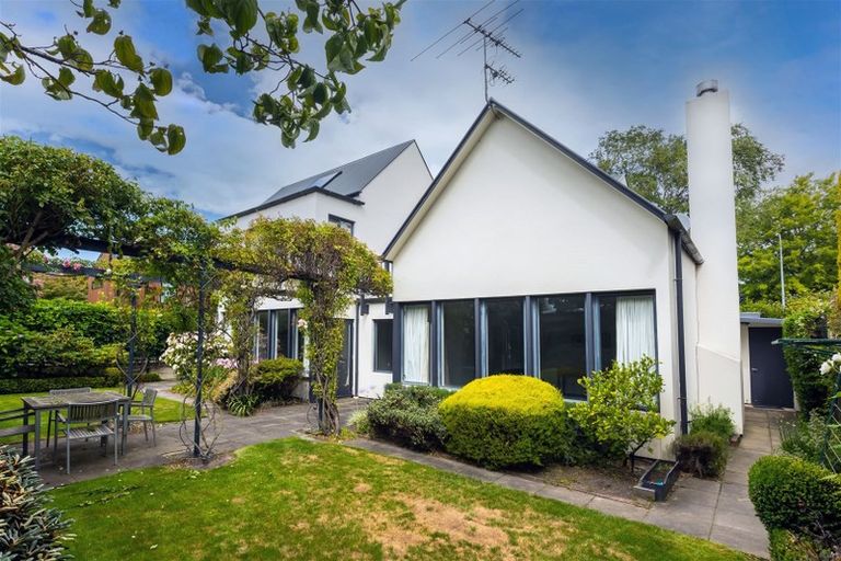 Photo of property in 2/61 Rugby Street, Merivale, Christchurch, 8014