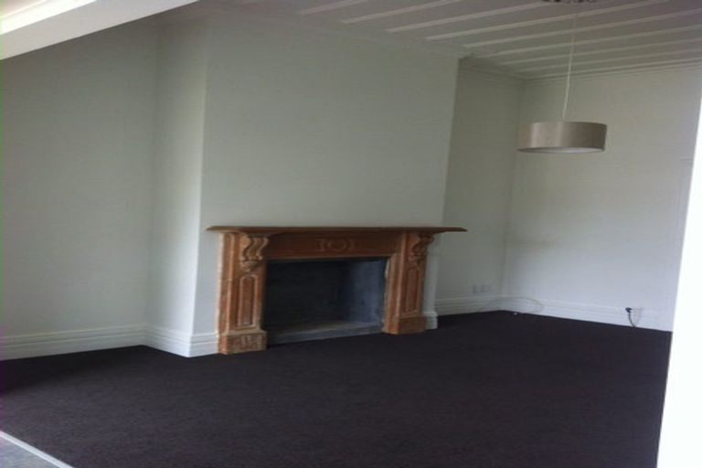 Photo of property in 64 Hinemoa Street, Birkenhead, Auckland, 0626