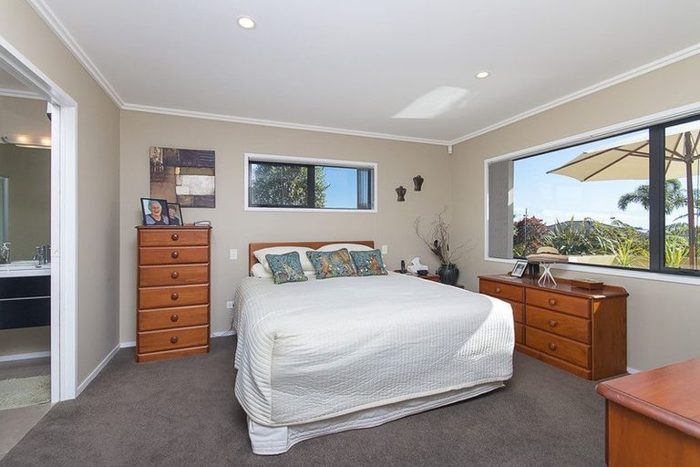 Photo of property in 1 Ludlow Place, Pukekohe, 2120
