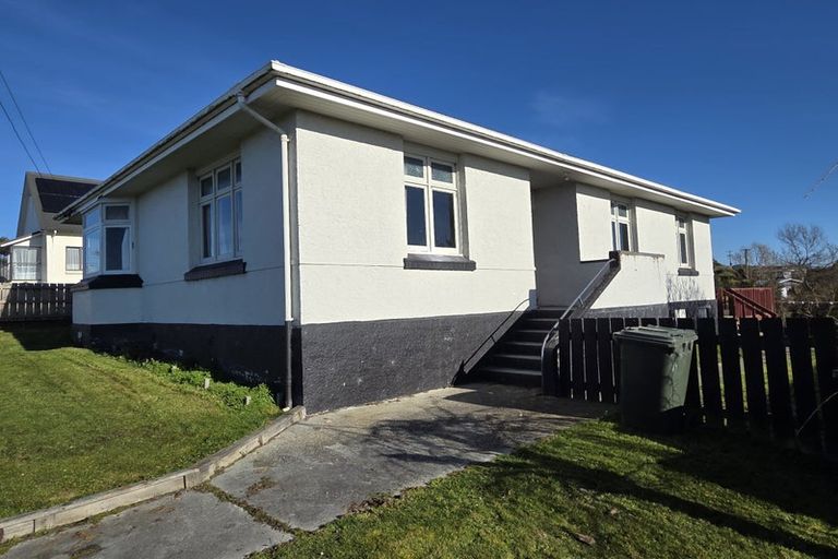 Photo of property in 28 Christie Street, Balclutha, 9230