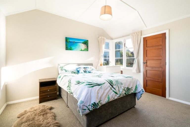 Photo of property in 37 Puketai Street, Andersons Bay, Dunedin, 9013