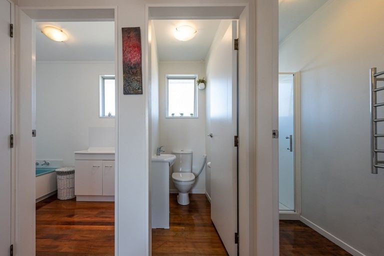 Photo of property in 22 Chums Road, Paraparaumu Beach, Paraparaumu, 5032