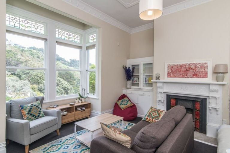 Photo of property in 3/27 Grass Street, Roseneath, Wellington, 6011