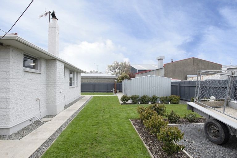 Photo of property in 15 Ross Street, Grasmere, Invercargill, 9810
