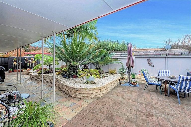 Photo of property in 6 Ranfurly Place, Te Kamo, Whangarei, 0112