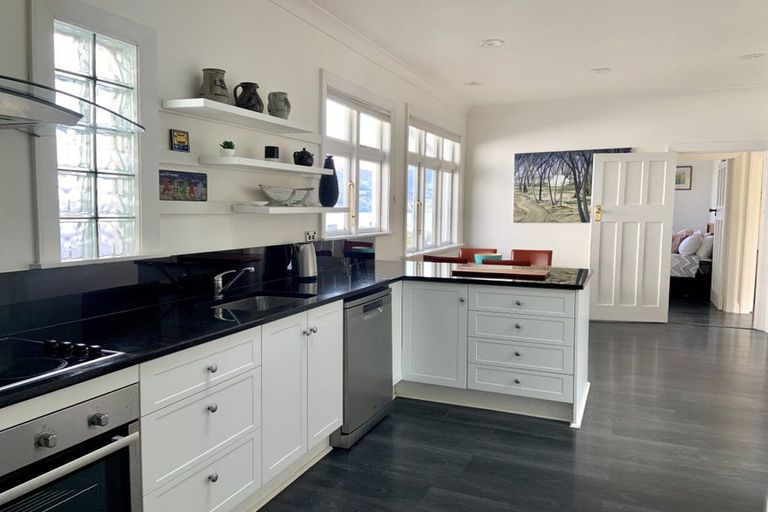 Photo of property in 26 Simeon Quay, Lyttelton, 8082