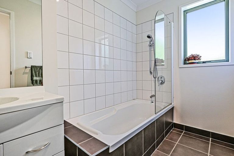 Photo of property in 1021 Reka Street, Akina, Hastings, 4122