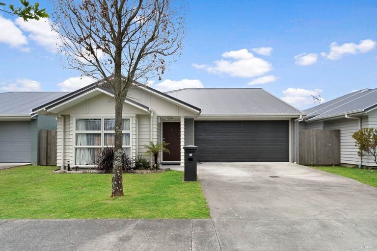 Photo of property in 7 Poaka Avenue, Takanini, 2112