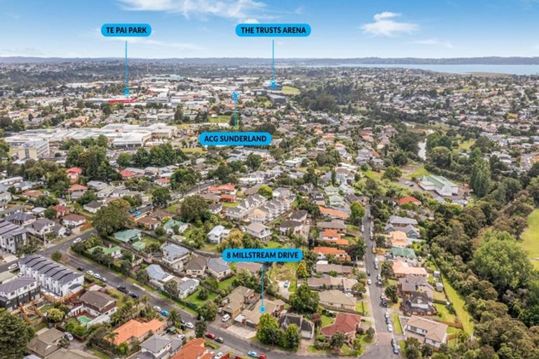 Photo of property in 8 Millstream Drive, Henderson, Auckland, 0610