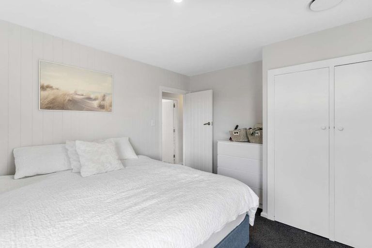 Photo of property in 142 Pacific Road, North New Brighton, Christchurch, 8083