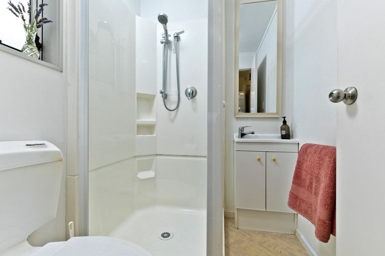 Photo of property in 4a Cracroft Street, Devonport, Auckland, 0624