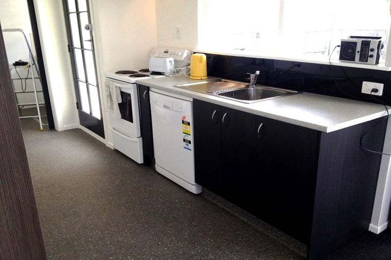 Photo of property in 23 Claymore Street, Woolston, Christchurch, 8062