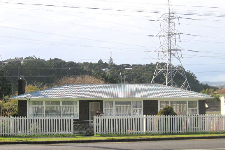 Photo of property in 248 Triangle Road, Massey, Auckland, 0614