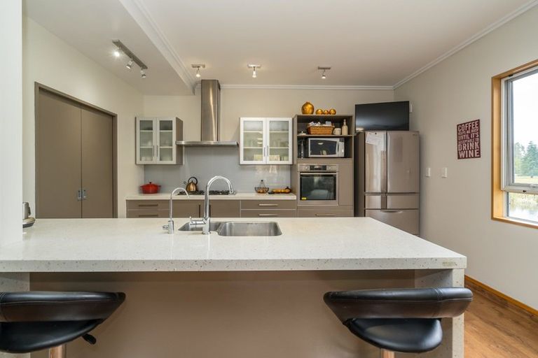 Photo of property in 75 Lockharts Road, Waitahuna, Lawrence, 9593