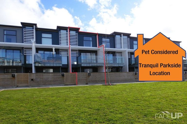 Photo of property in 10 Carder Court, Hobsonville, Auckland, 0618