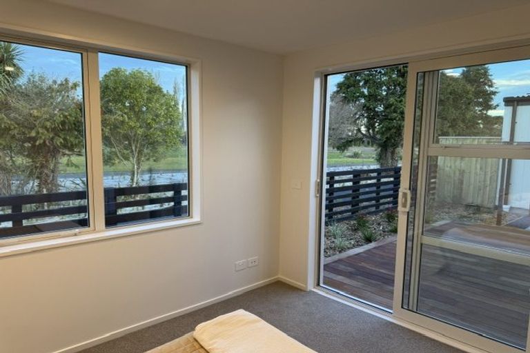 Photo of property in 3 Tieke Lane, Halswell, Christchurch, 8025
