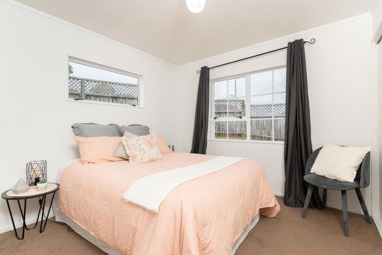 Photo of property in 20 Kentwood Drive, Woodridge, Wellington, 6037