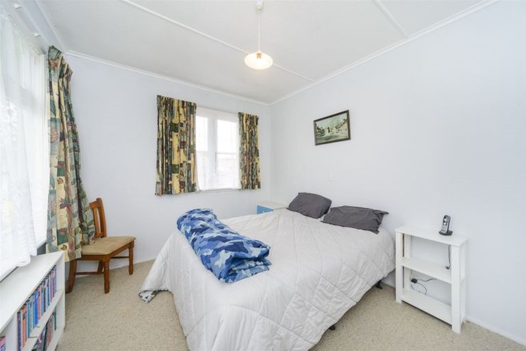 Photo of property in 5 Pencarrow Street, Highbury, Palmerston North, 4412