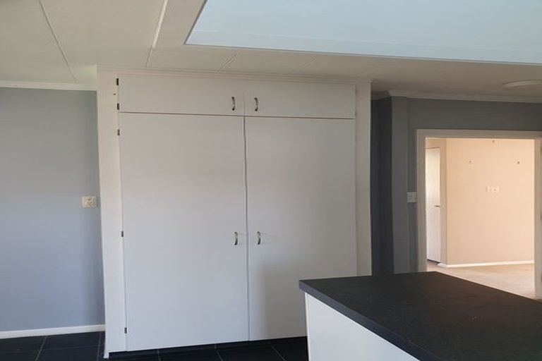 Photo of property in 96 Reynolds Street, Taita, Lower Hutt, 5011