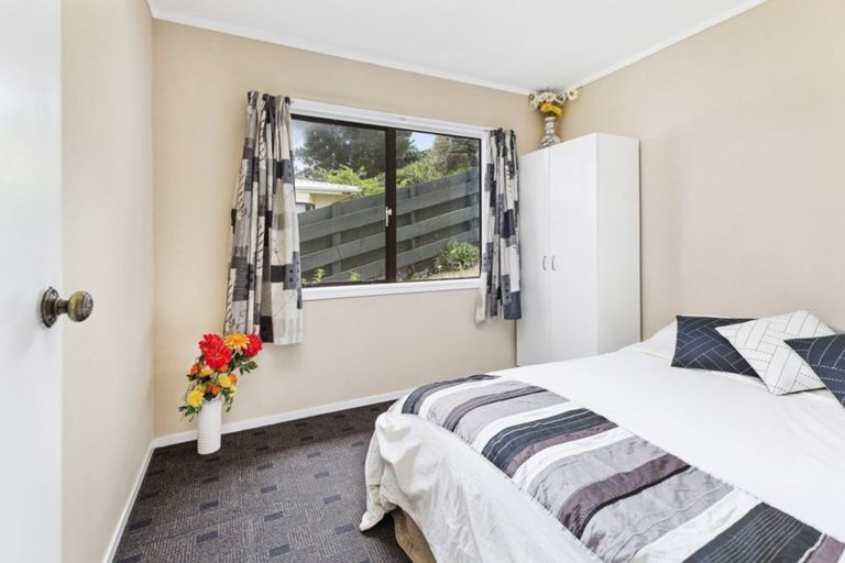 Photo of property in 129 Jamaica Drive, Grenada North, Wellington, 5028