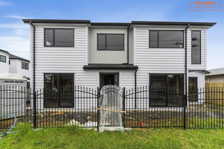 Photo of property in 12 Mervan Street, Mangere East, Auckland, 2024