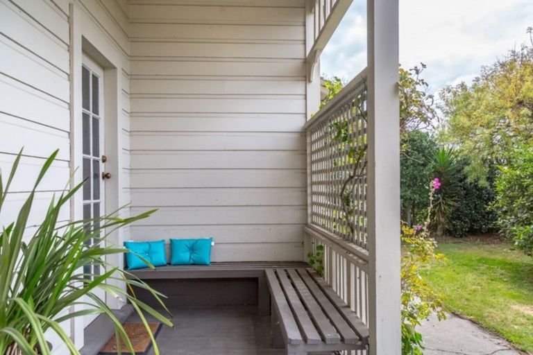 Photo of property in 107 Pembroke Street, Carterton, 5713