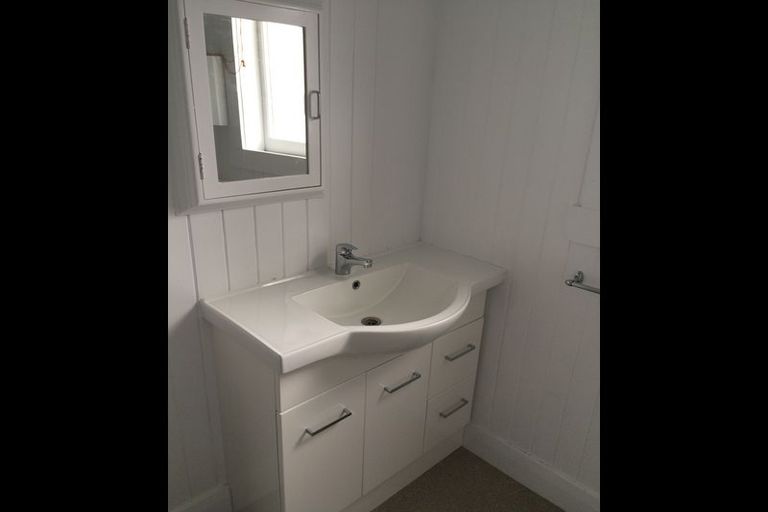 Photo of property in 66 Maunu Road, Avenues, Whangarei, 0110