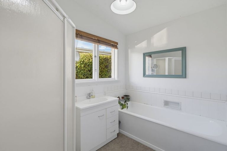 Photo of property in 1/35 Ranui Crescent, Diamond Harbour, Lyttelton, 8971