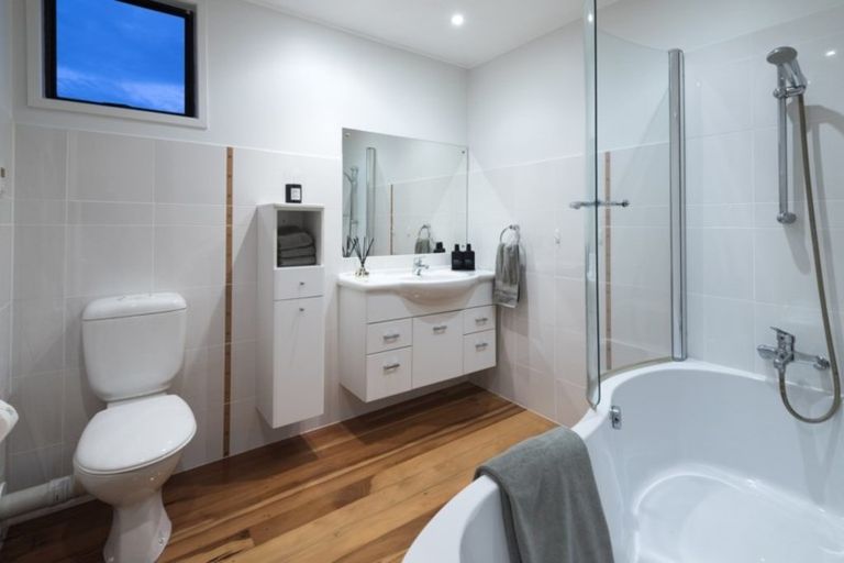 Photo of property in 74 Bramley Drive, Farm Cove, Auckland, 2012