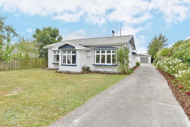 Photo of property in 86 Otaki Street, Kaiapoi, 7630