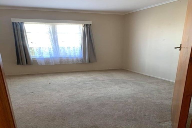 Photo of property in 44 Birdwood Avenue, Papatoetoe, Auckland, 2025