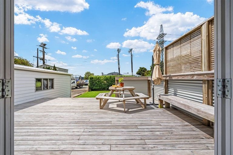 Photo of property in 42 Pukeatua Road, Maungatapere, Whangarei, 0179