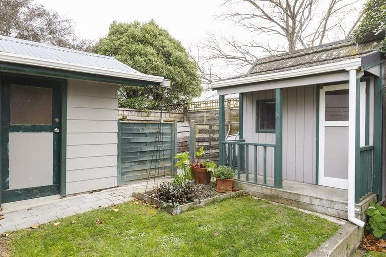 Photo of property in 52 John F Kennedy Drive, Milson, Palmerston North, 4414