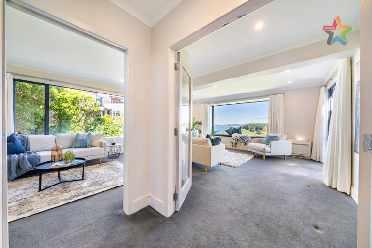 Photo of property in 7 Green Park Lane, Korokoro, Lower Hutt, 5012