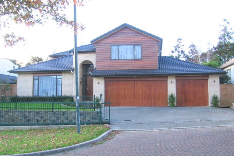 Photo of property in 17 Grammar School Road, Pakuranga, Auckland, 2010