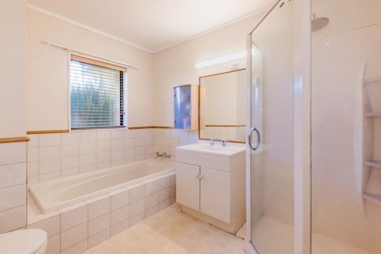 Photo of property in 14 Wood Leigh, Paraparaumu Beach, Paraparaumu, 5032