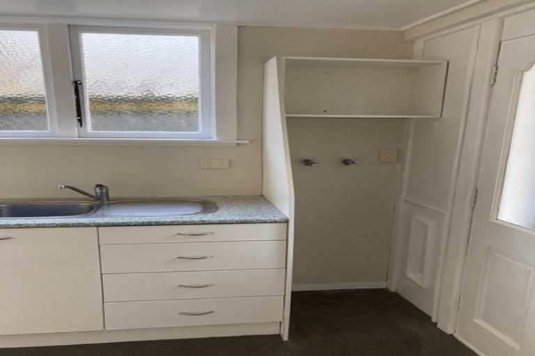 Photo of property in 23 Tinakori Road, Thorndon, Wellington, 6011